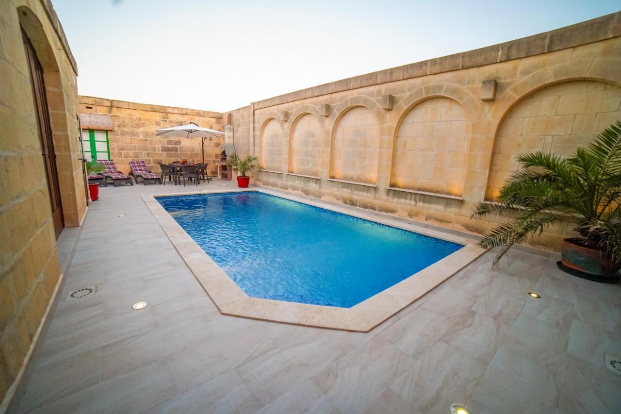 Sant Anton Tal-Qabbieza Farmhouse Kercem Luaran gambar