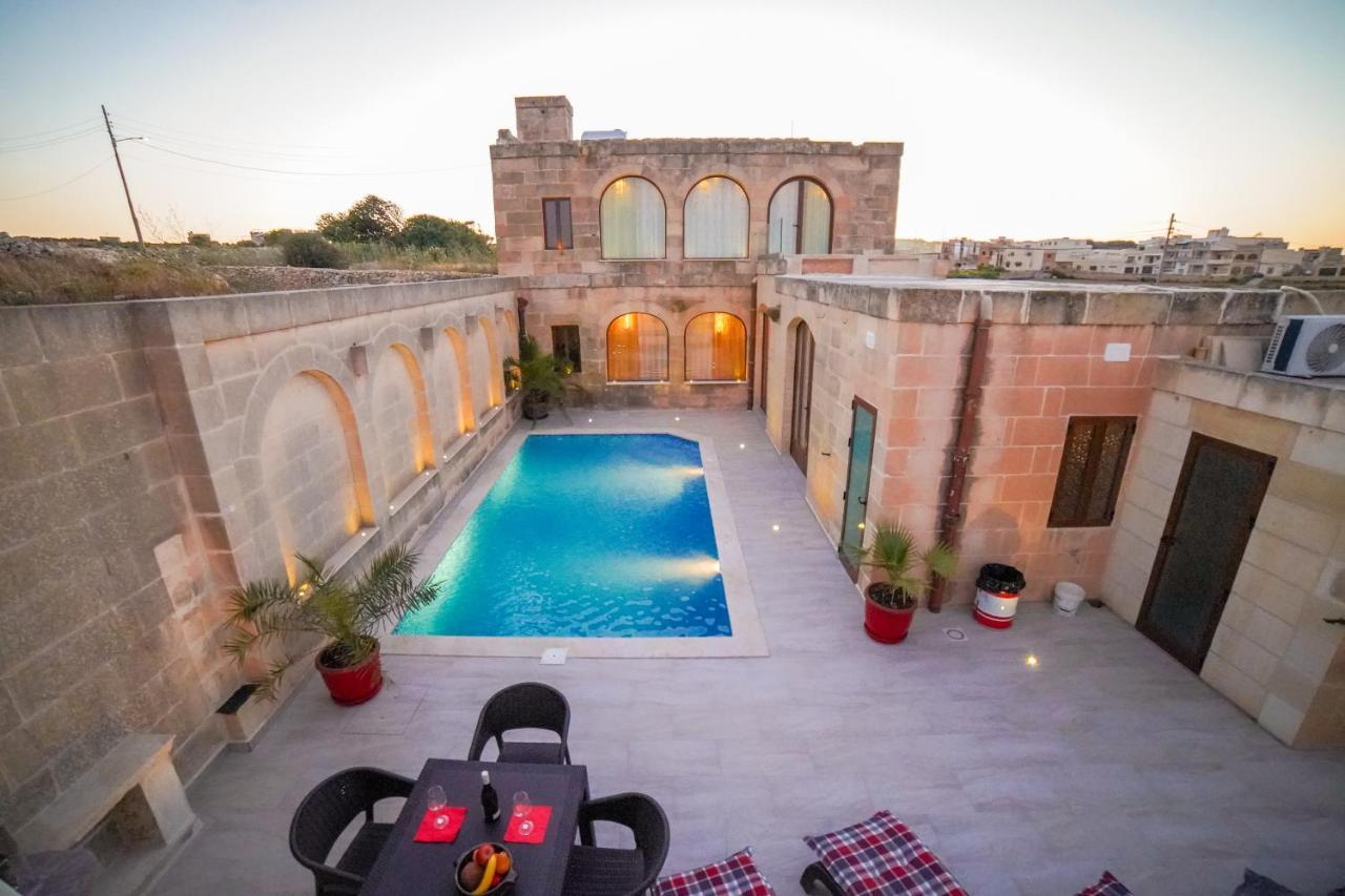 Sant Anton Tal-Qabbieza Farmhouse Kercem Luaran gambar