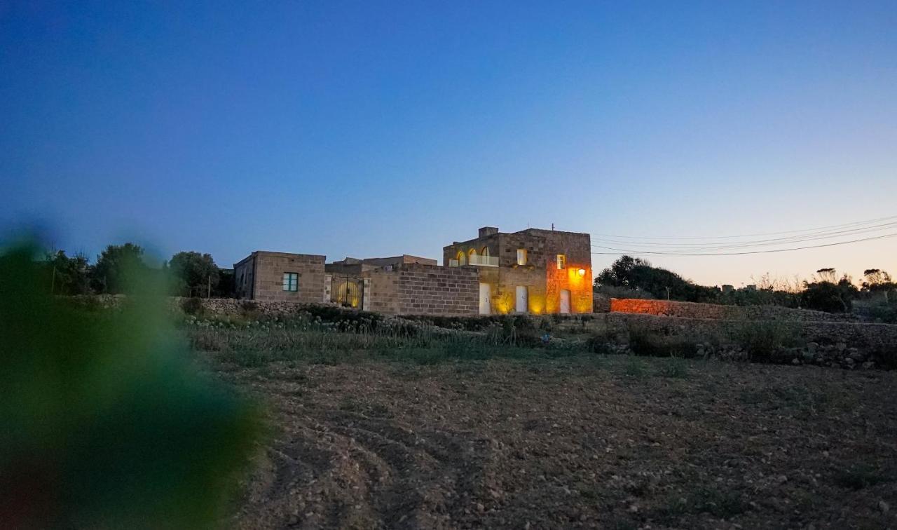 Sant Anton Tal-Qabbieza Farmhouse Kercem Luaran gambar