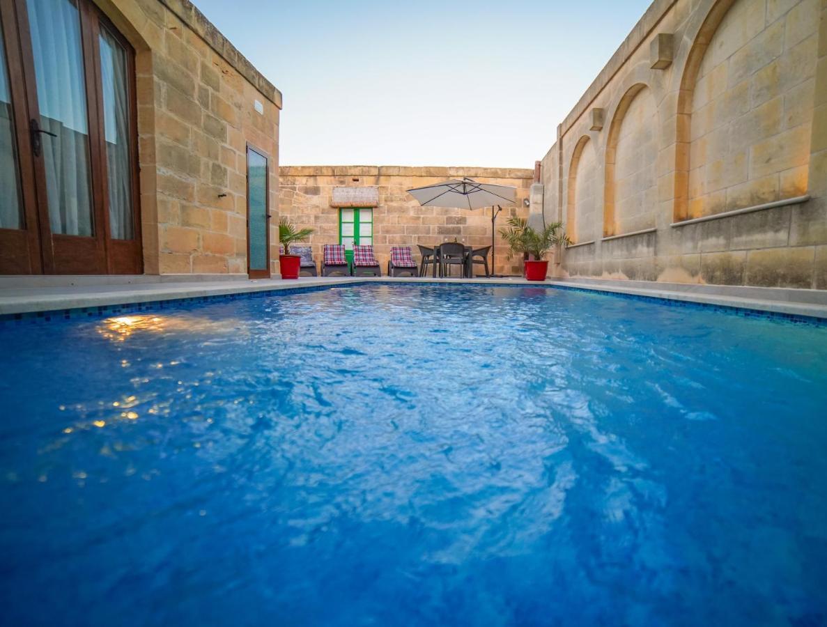 Sant Anton Tal-Qabbieza Farmhouse Kercem Luaran gambar