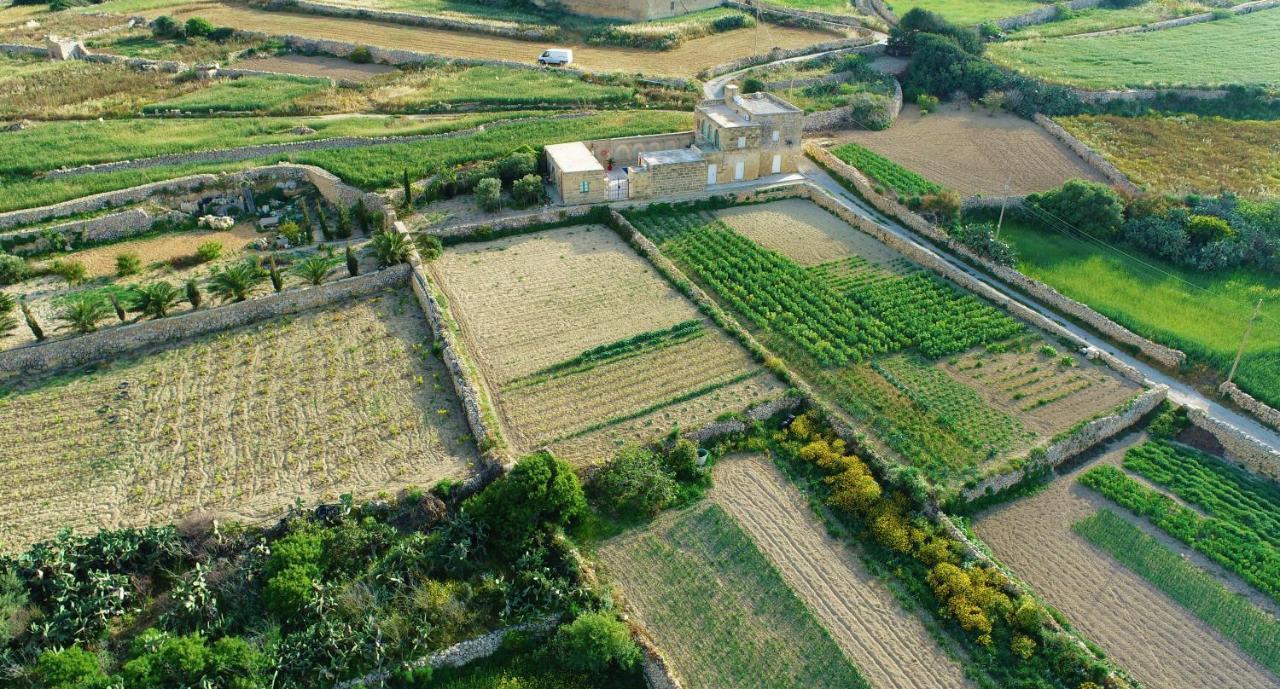 Sant Anton Tal-Qabbieza Farmhouse Kercem Luaran gambar