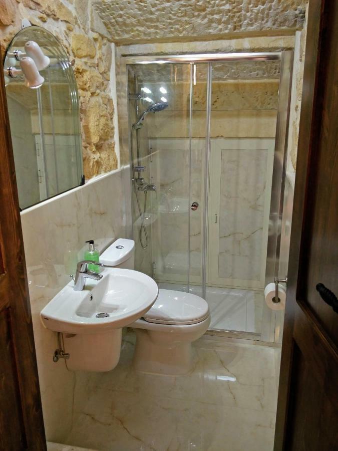 Sant Anton Tal-Qabbieza Farmhouse Kercem Luaran gambar